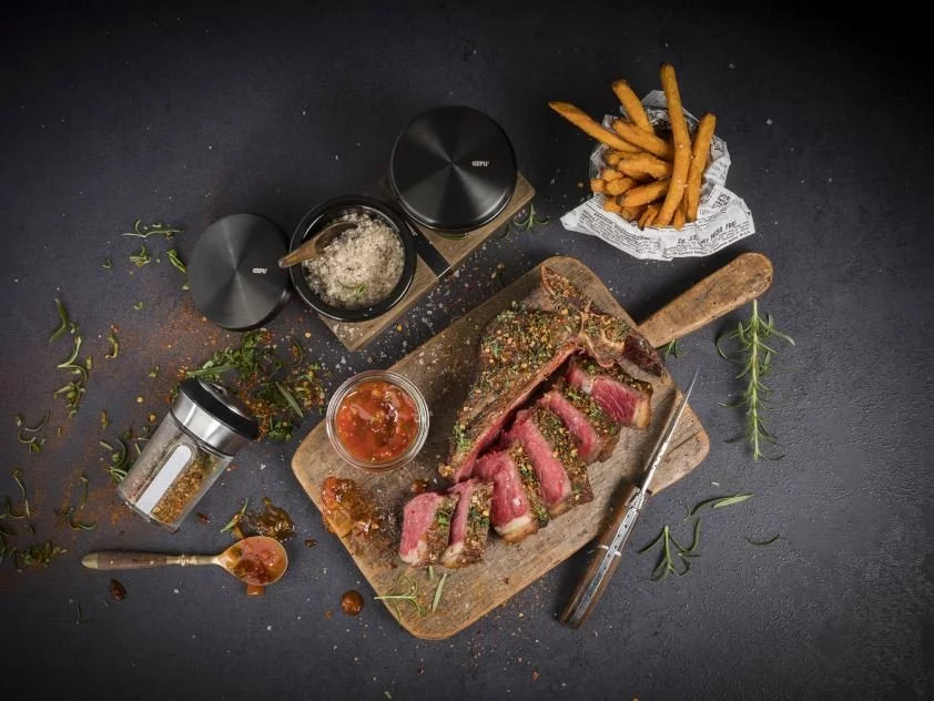 Porterhouse-Steak mit Kräuter-Gewürz-Kruste