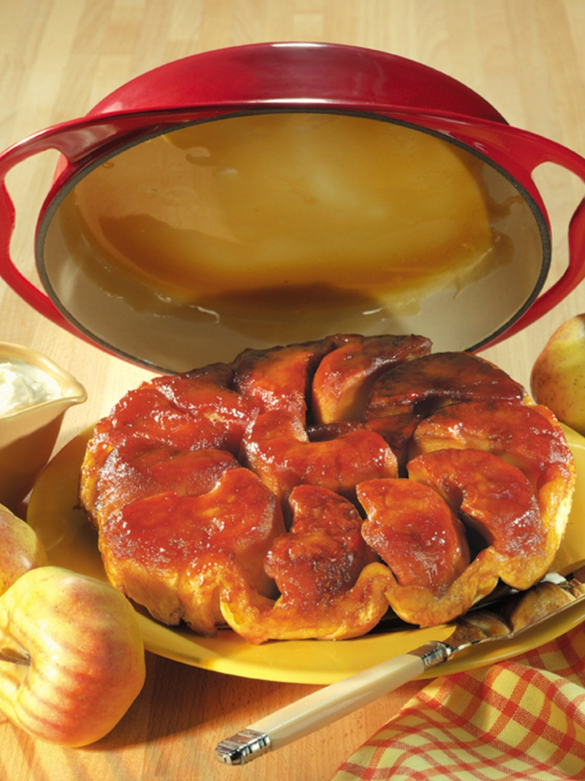 Le Creuset Tatin Backform Tradition rund kirschrot 25cm - Produktbild 6