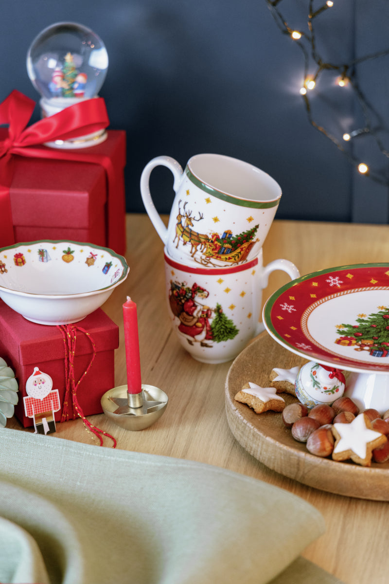 Hutschenreuther Happy Wintertime Red Becher mit Henkel 0,4l - Produktbild 2