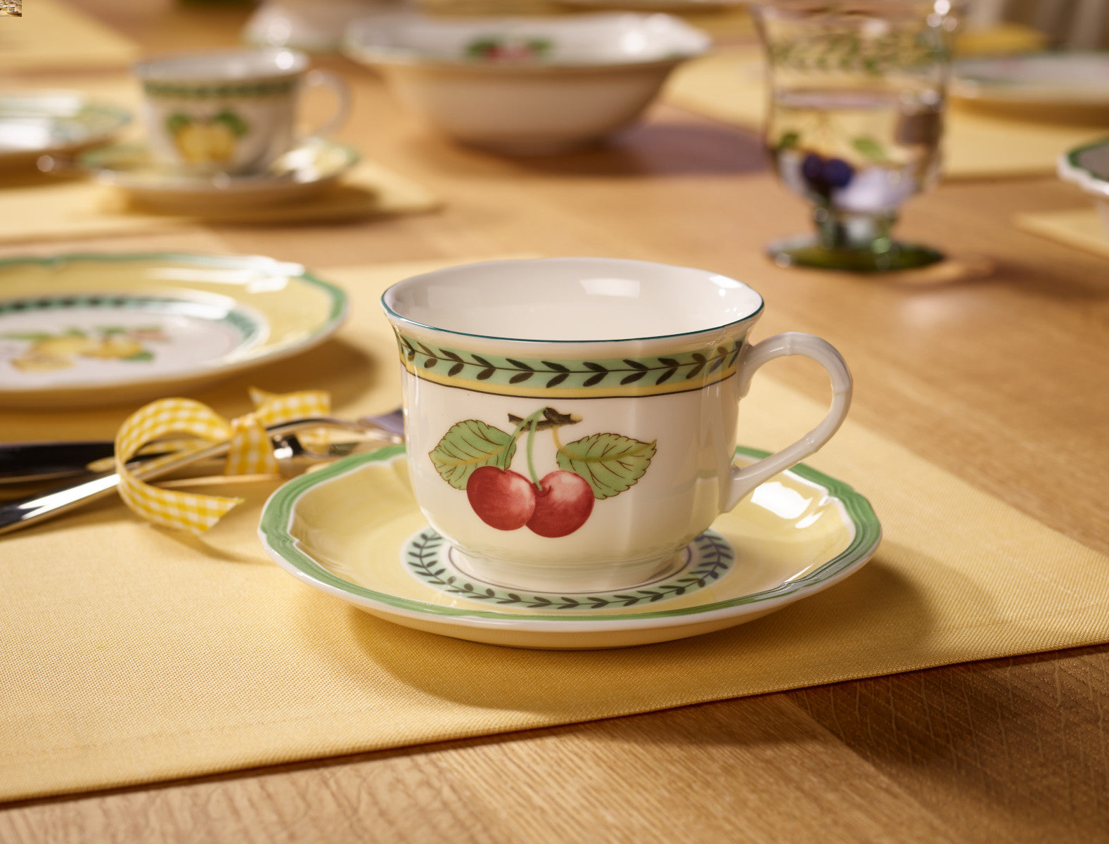 Villeroy & Boch French Garden Fleurence Frühstücksuntertasse 17 cm - Produktbild 2