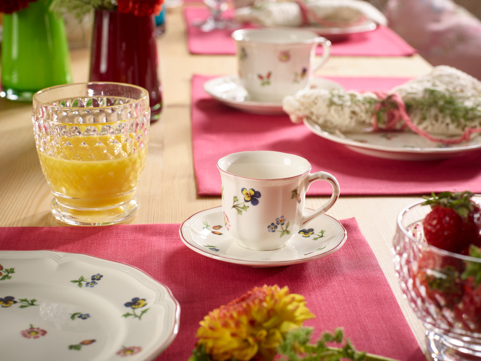 Villeroy & Boch Petite Fleur Mokka-/Espressotasse mit Untertasse - Produktbild 2
