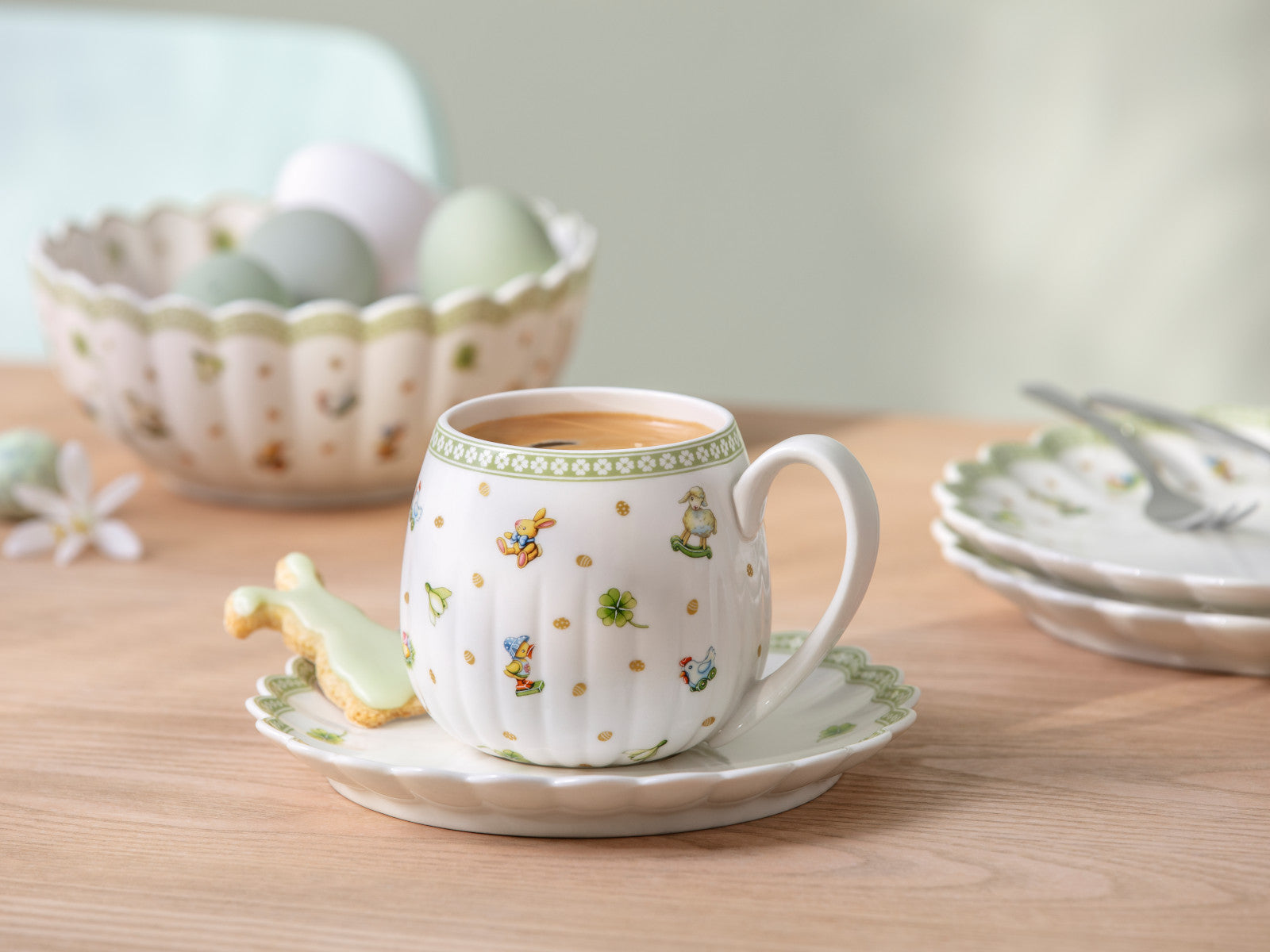 Villeroy & Boch Easter Delight Henkelbecher mit Untertasse 2tlg Set6 - Produktbild 6