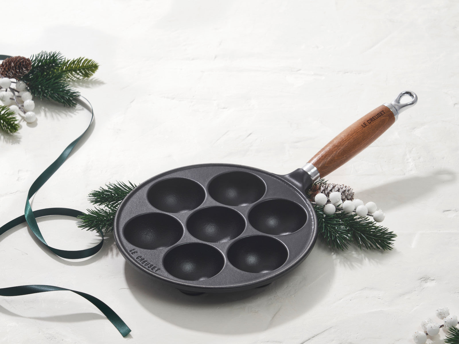 Le Creuset Pförtchenpfanne Tradition schwarz matt 20cm - Produktbild 5