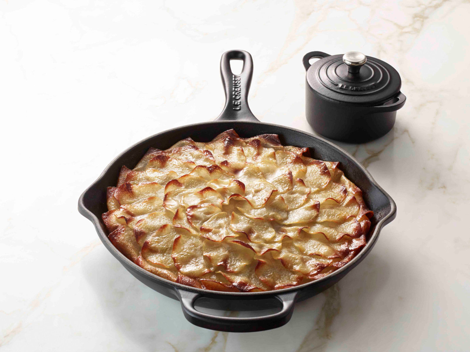 Le Creuset Brat- und Servierpfanne Signature rund schwarz matt 30cm - Produktbild 6
