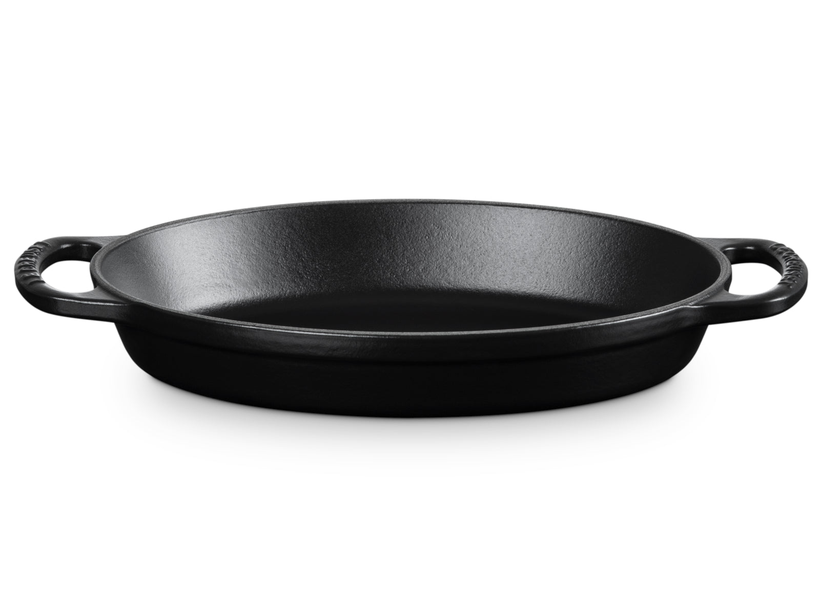 Le Creuset Backform Signature oval schwarz matt 24cm