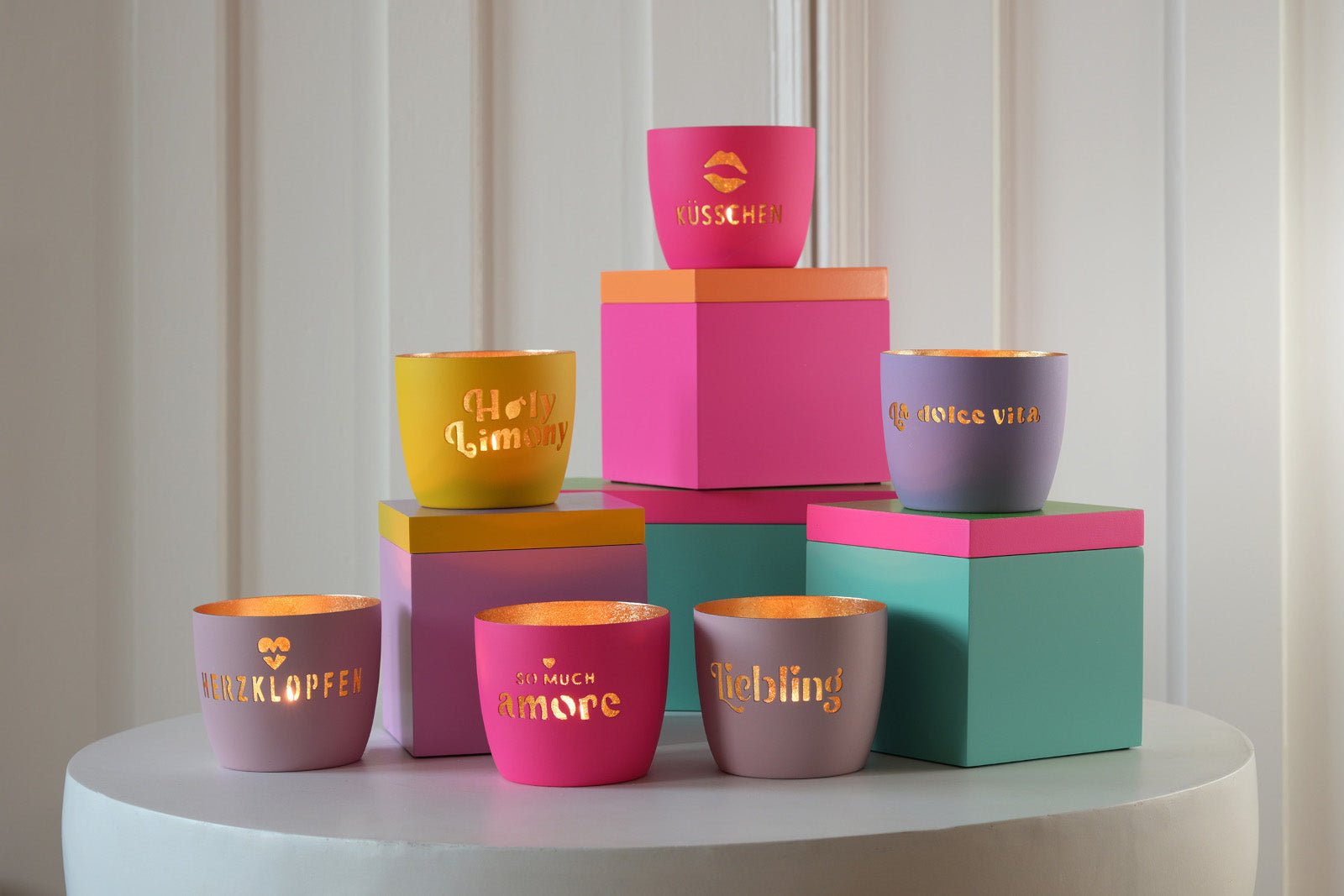 Giftcompany Madras Windlicht M Küsschen hot pink/gold 8,5cm - Produktbild 3