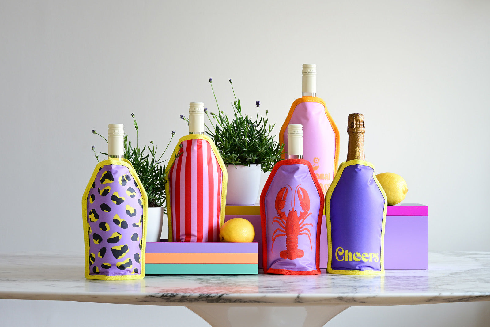 Giftcompany Froid Kühlmanschette Leomuster lila/schwarz/gelb 23,5cm - Produktbild 3