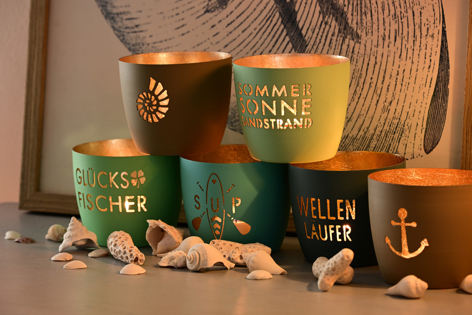 Giftcompany Madras Windlicht M Happy camper pastellgrün/gold 8,5cm - Produktbild 2