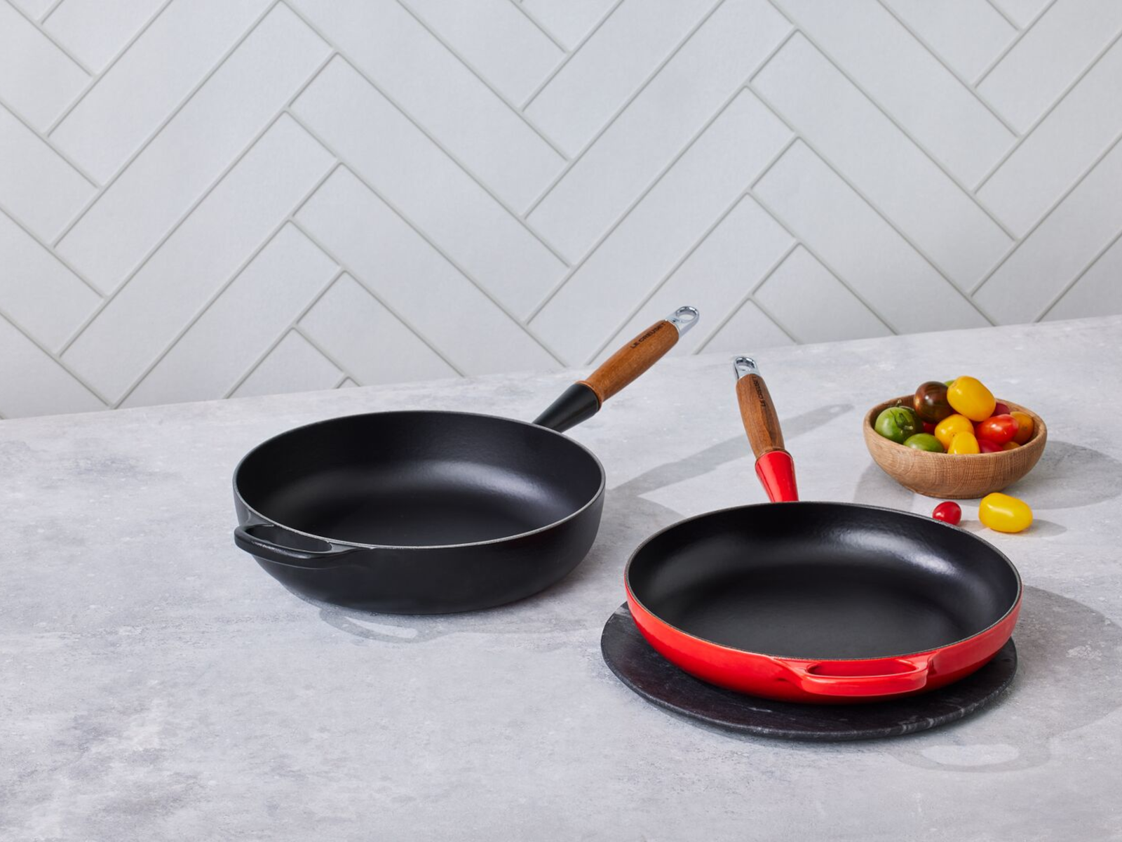 Le Creuset Brat- und Servierpfanne Signature mit Holzgriff meringue 26cm - Produktbild 7
