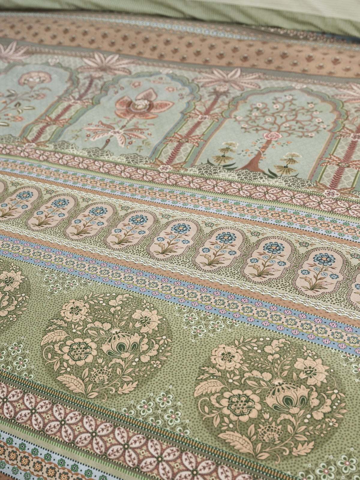 Pip Studio Bollywood Dreams Bettwäsche grün 135x200cm (1 Stück) - Produktbild 4
