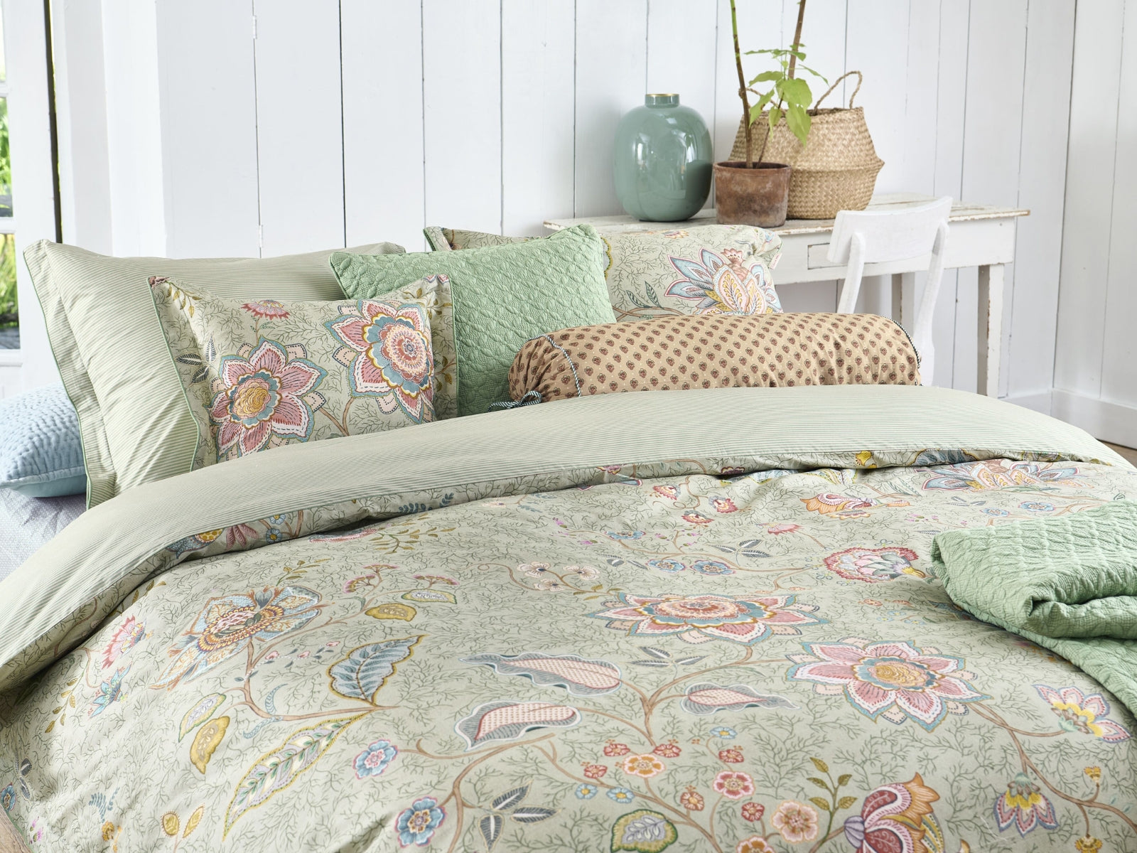 Pip Studio Mumbai Morning Kissen grün 53x53cm (1 Stück) - Produktbild 2