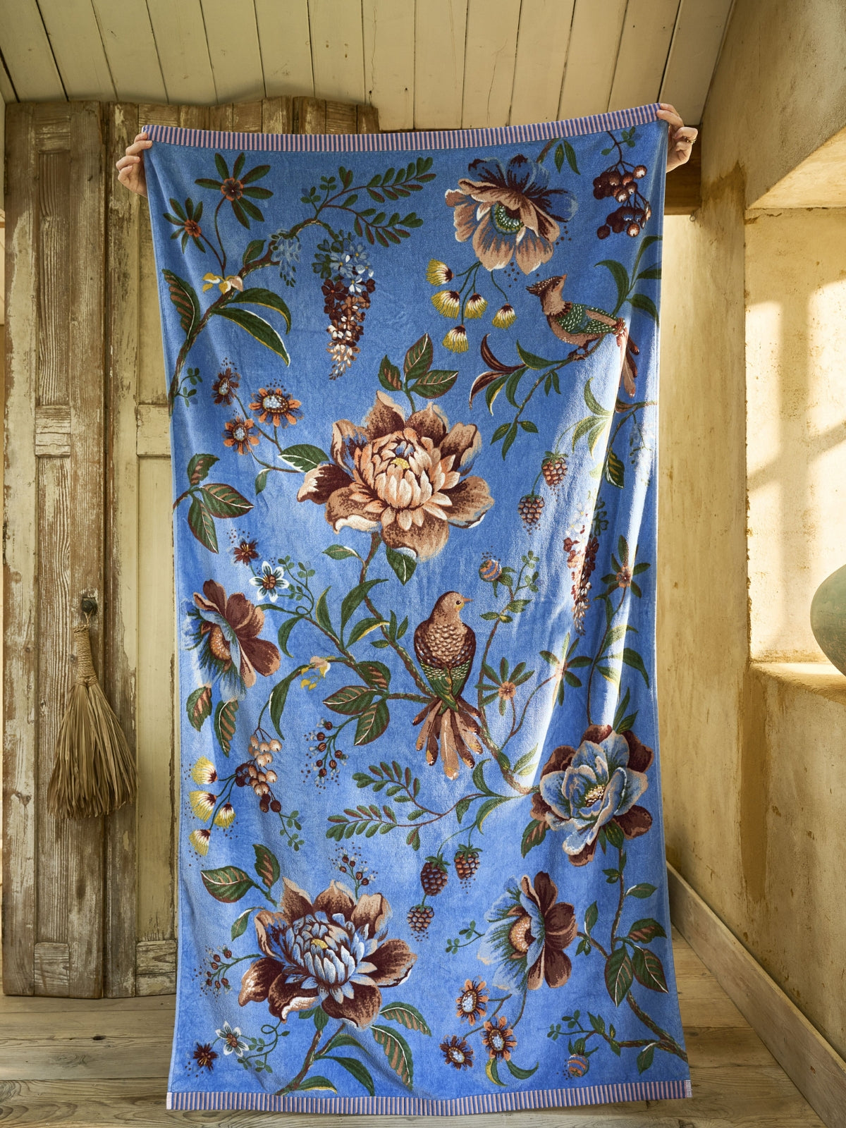 Pip Studio Secret Garden Strandtuch blau 100x180cm (1 Stück) - Produktbild 2