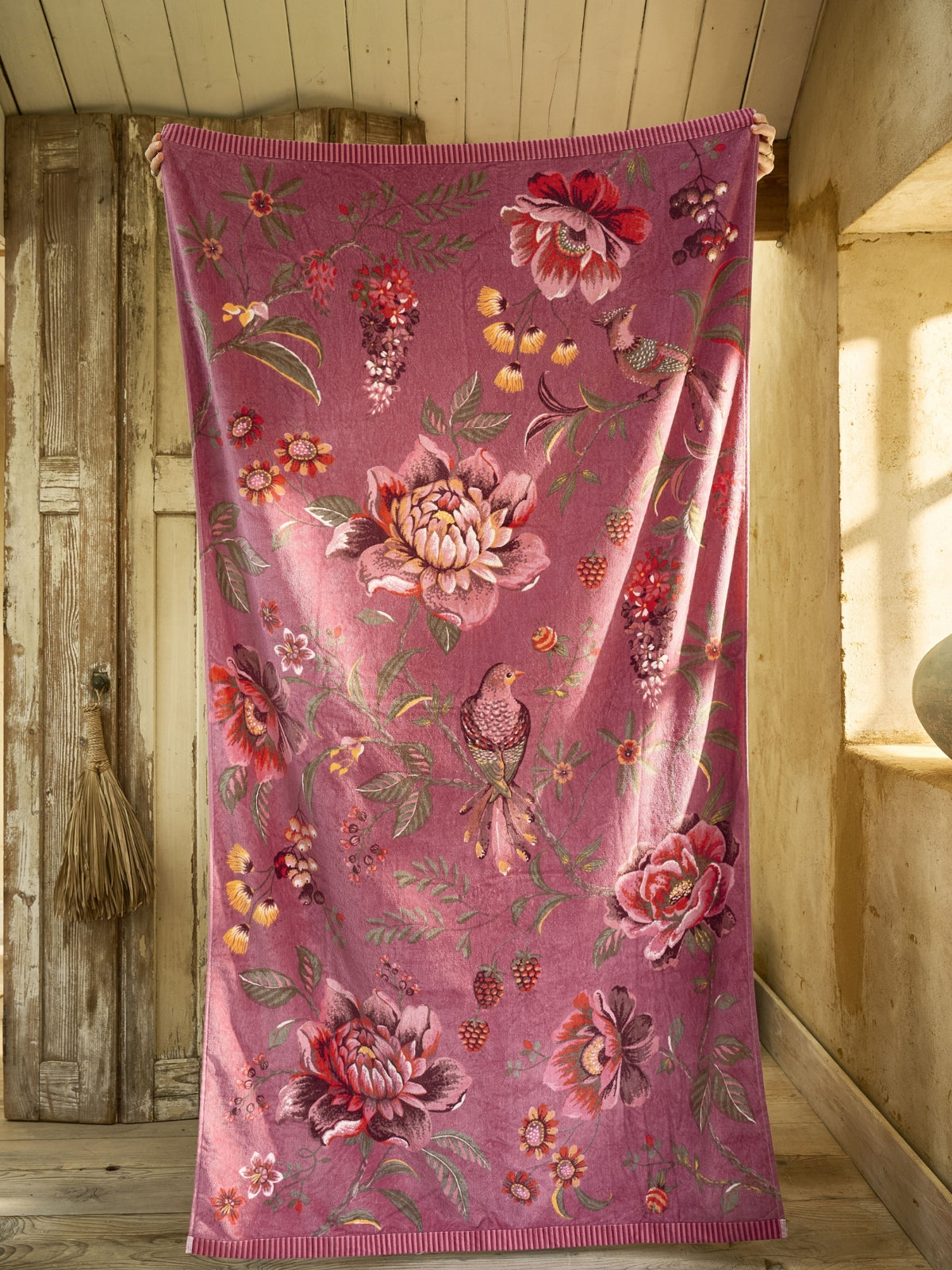 Pip Studio Secret Garden Strandtuch pink 100x180cm (1 Stück) - Produktbild 2