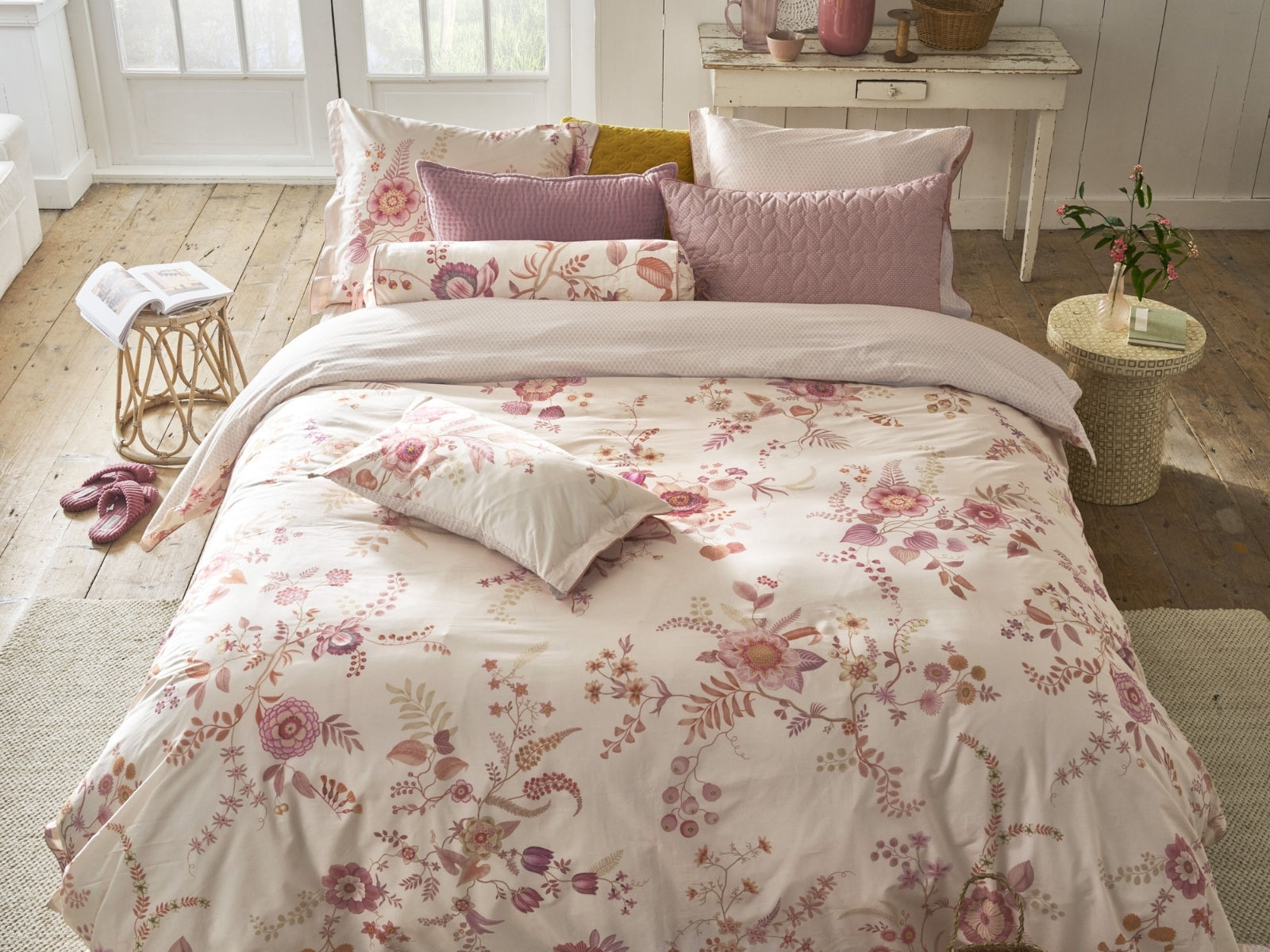 PIP STUDIO Everbloom Kissen Rolle light pink 22x70cm (1Stück) - Produktbild 5