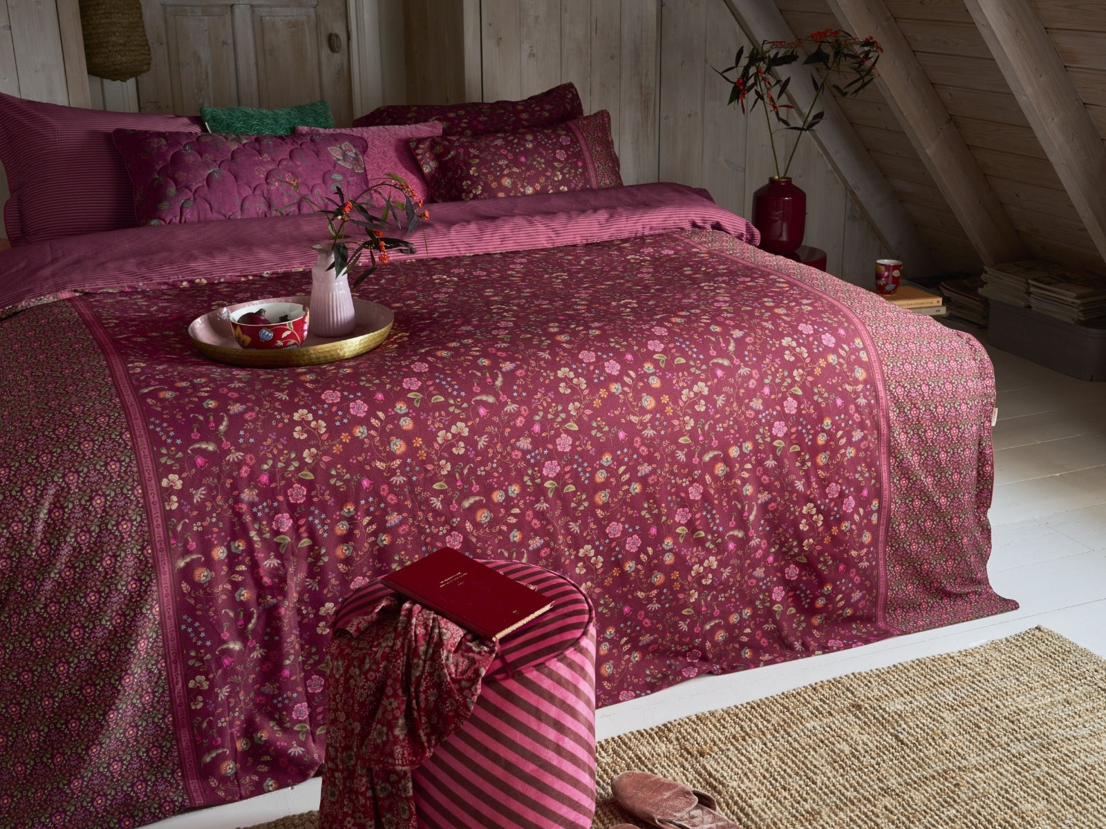 PIP STUDIO Flora Bangalore Kissen dark pink 35x60cm (1 Stück) - Produktbild 6