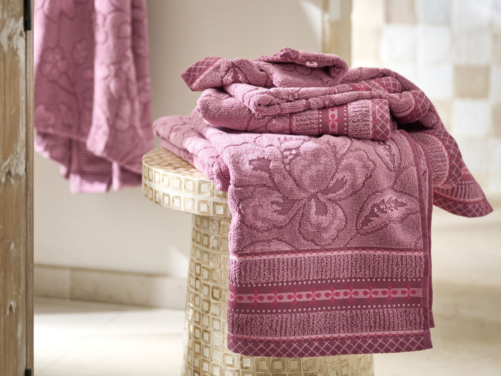 PIP STUDIO Jasmin Jacquard Gästehandtuch light pink 30x50cm (1 Stück) - Produktbild 2
