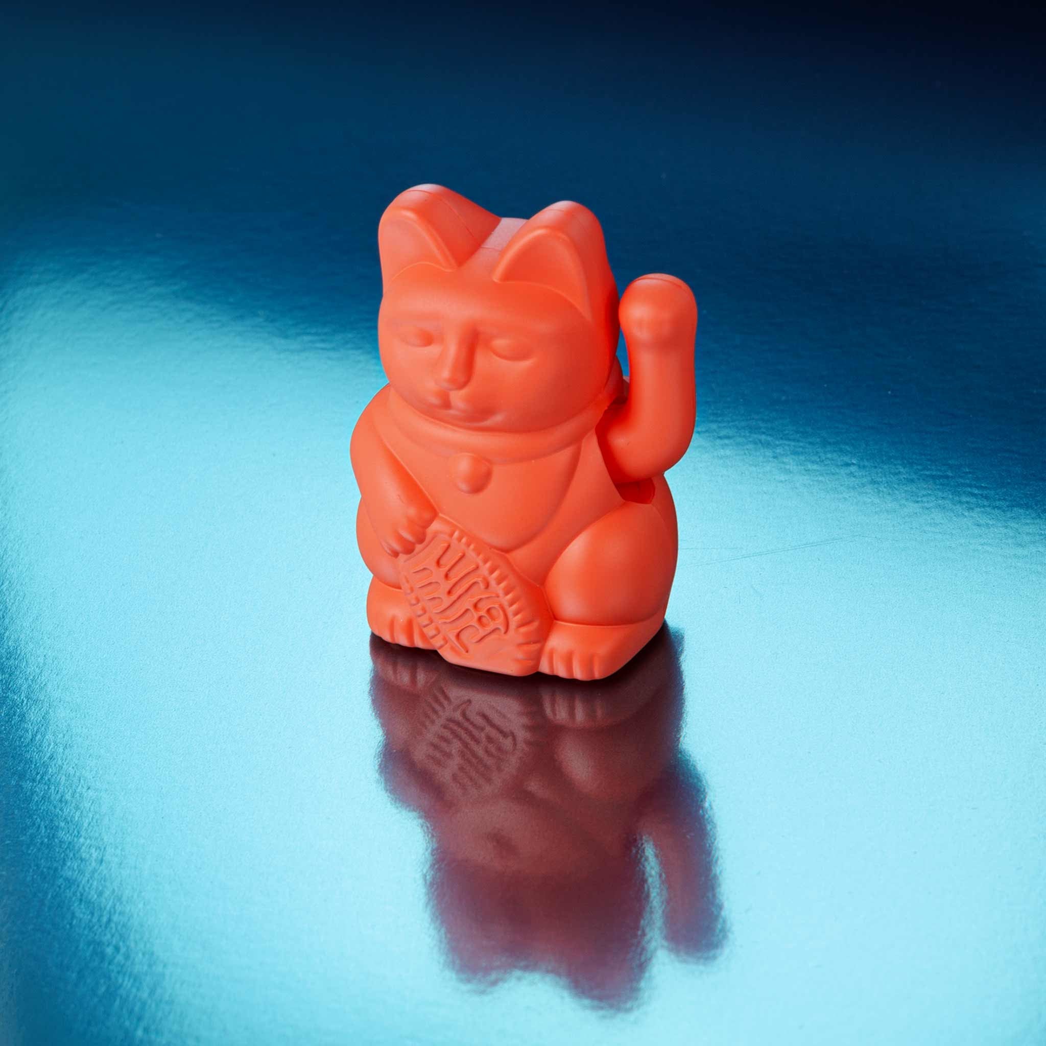 Donkey Products Lucky Cat Solar Winkekatze neon orange 6,5cm - Produktbild 5