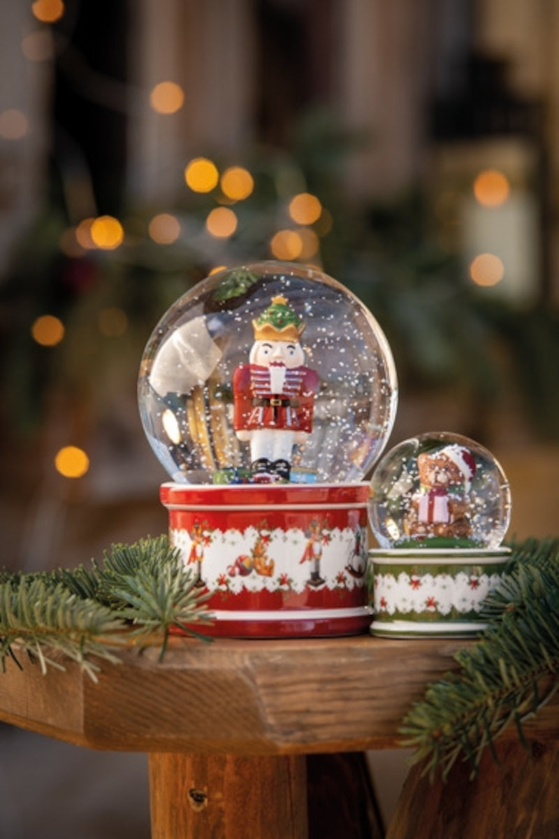 Villeroy & Boch Christmas Toys Schneekugel groß Nussknacker - Produktbild 3