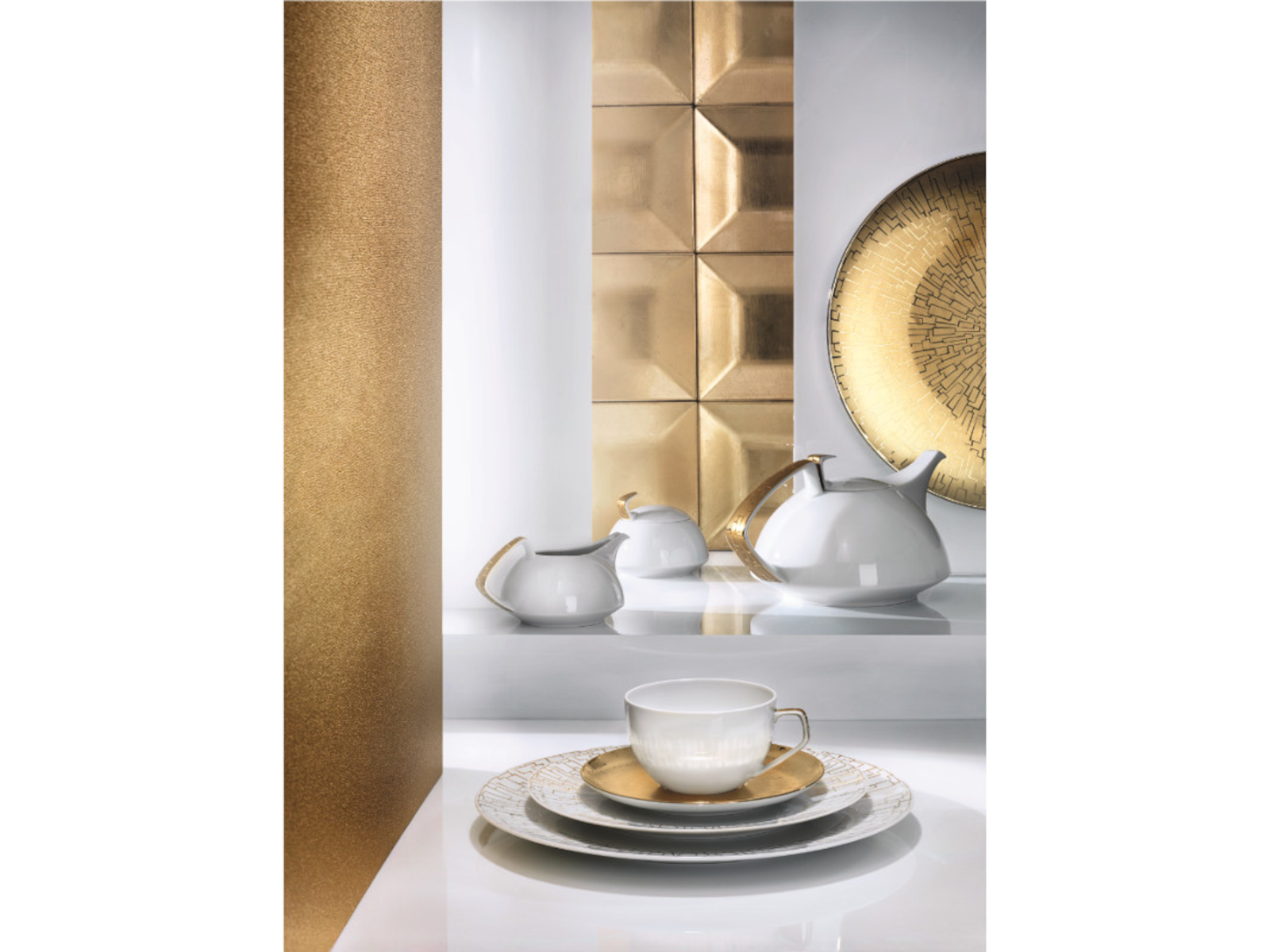Rosenthal TAC Gropius Skin Gold Kombi-/Tee-Untertasse 16 cm - Produktbild 2