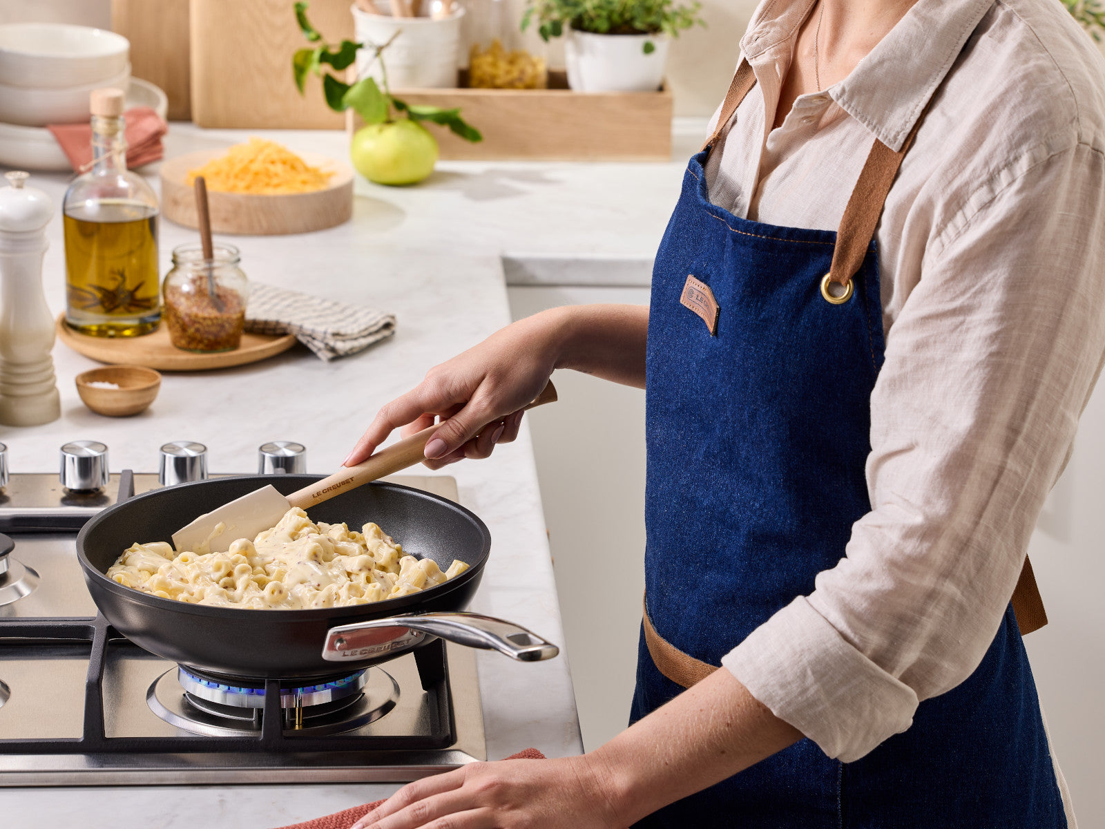 Le Creuset Craft großer Kochlöffel garnet 28cm - Produktbild 4