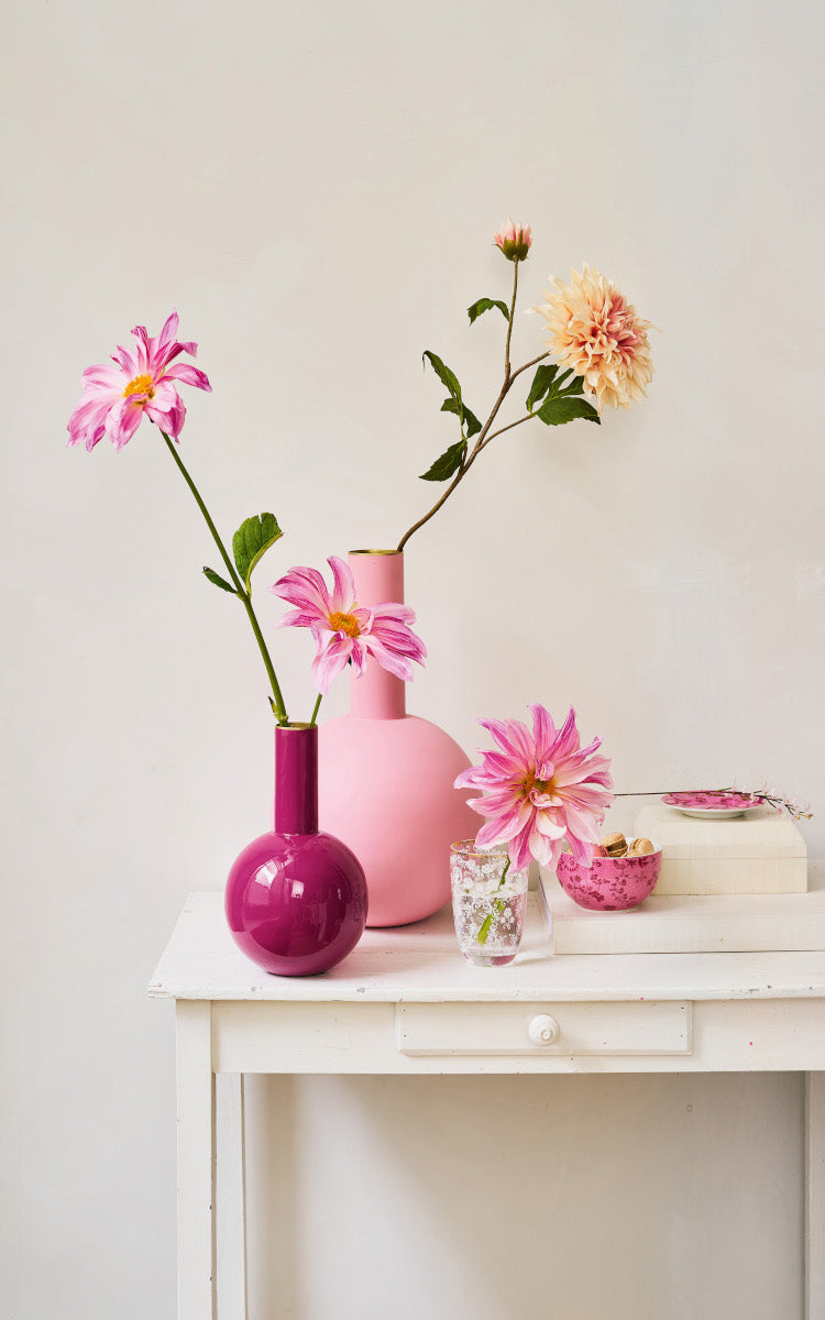 PIP STUDIO Vase Metal Small Bright Pink 15x26cm - Produktbild 4