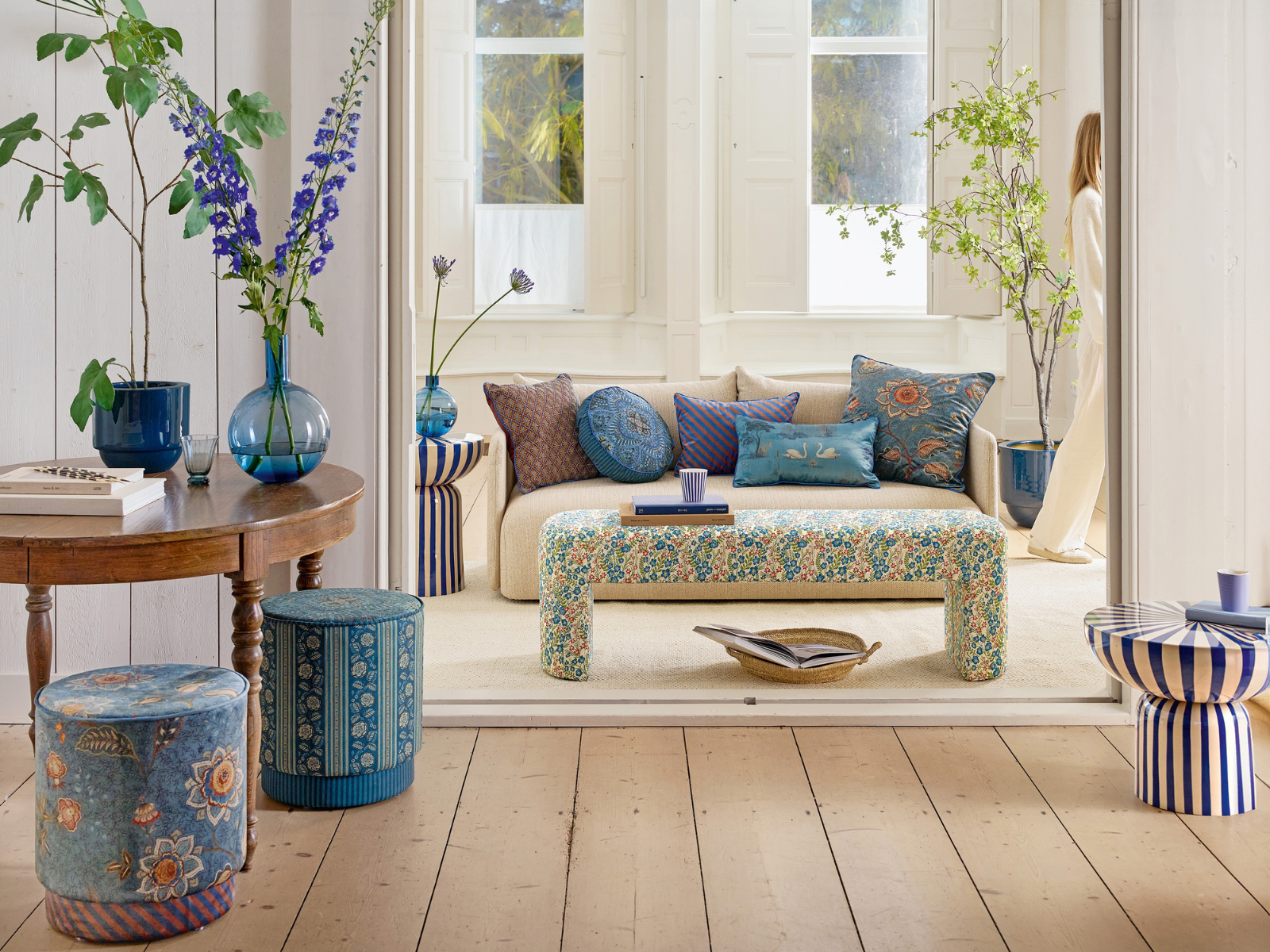 PIP STUDIO Rosa Rani Pouf / Hocker blau 40x45cm - Produktbild 4