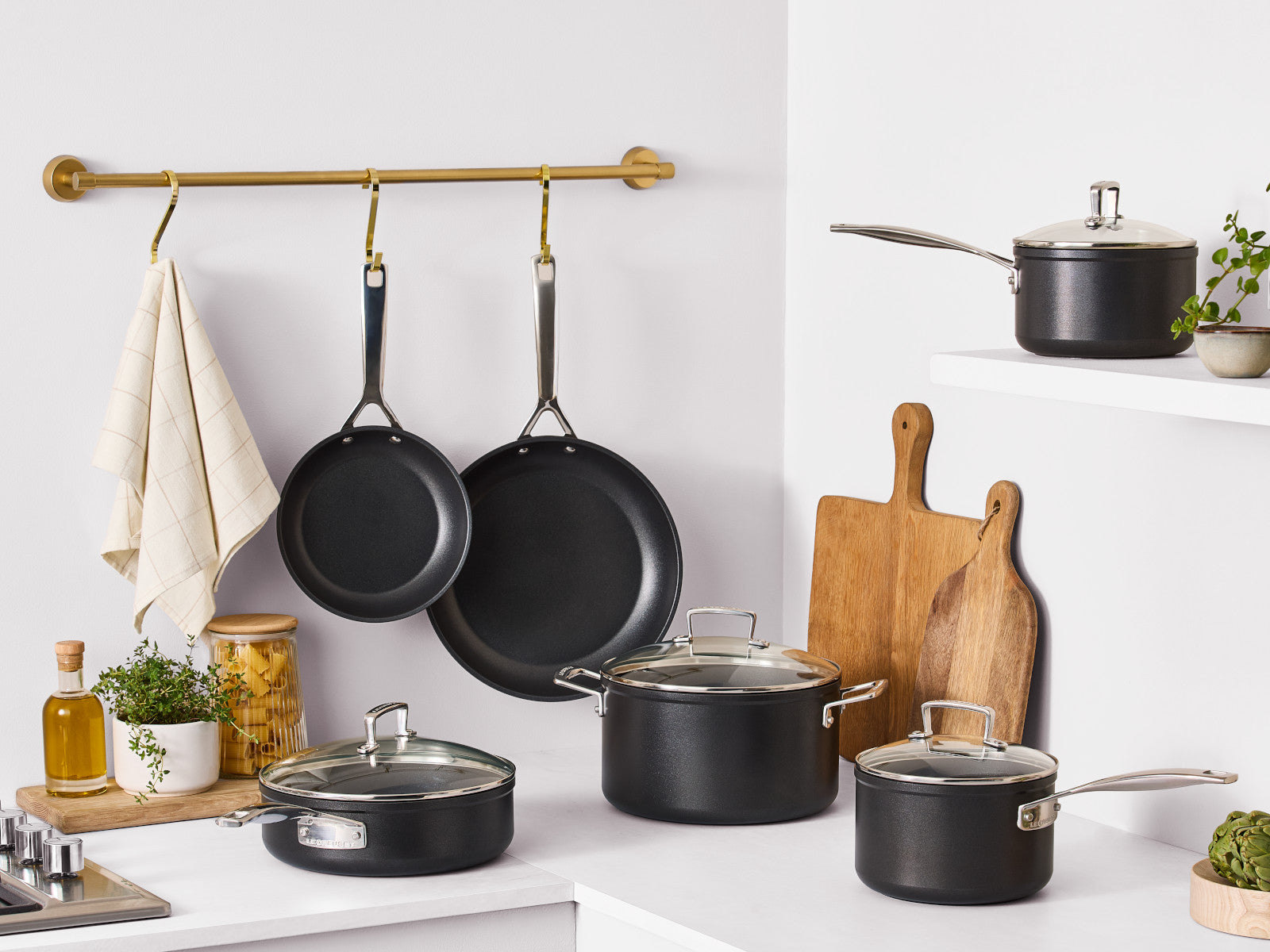 Le Creuset Aluminium-Antihaft Pfanne flach 28cm - Produktbild 5