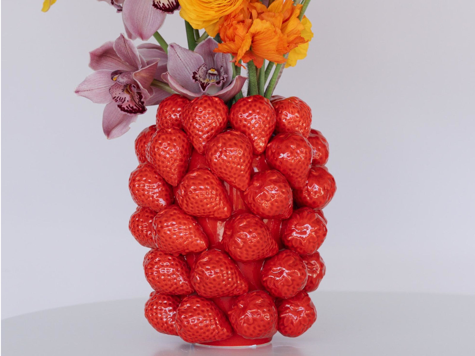 KARE Design Vase Strawberries Rot 24cm - Produktbild 2