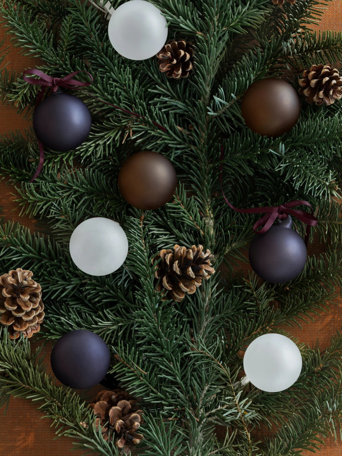 Blomus JUHLA Weihnachtsschmuck L rustic brown 9cm 2tlg - Produktbild 4