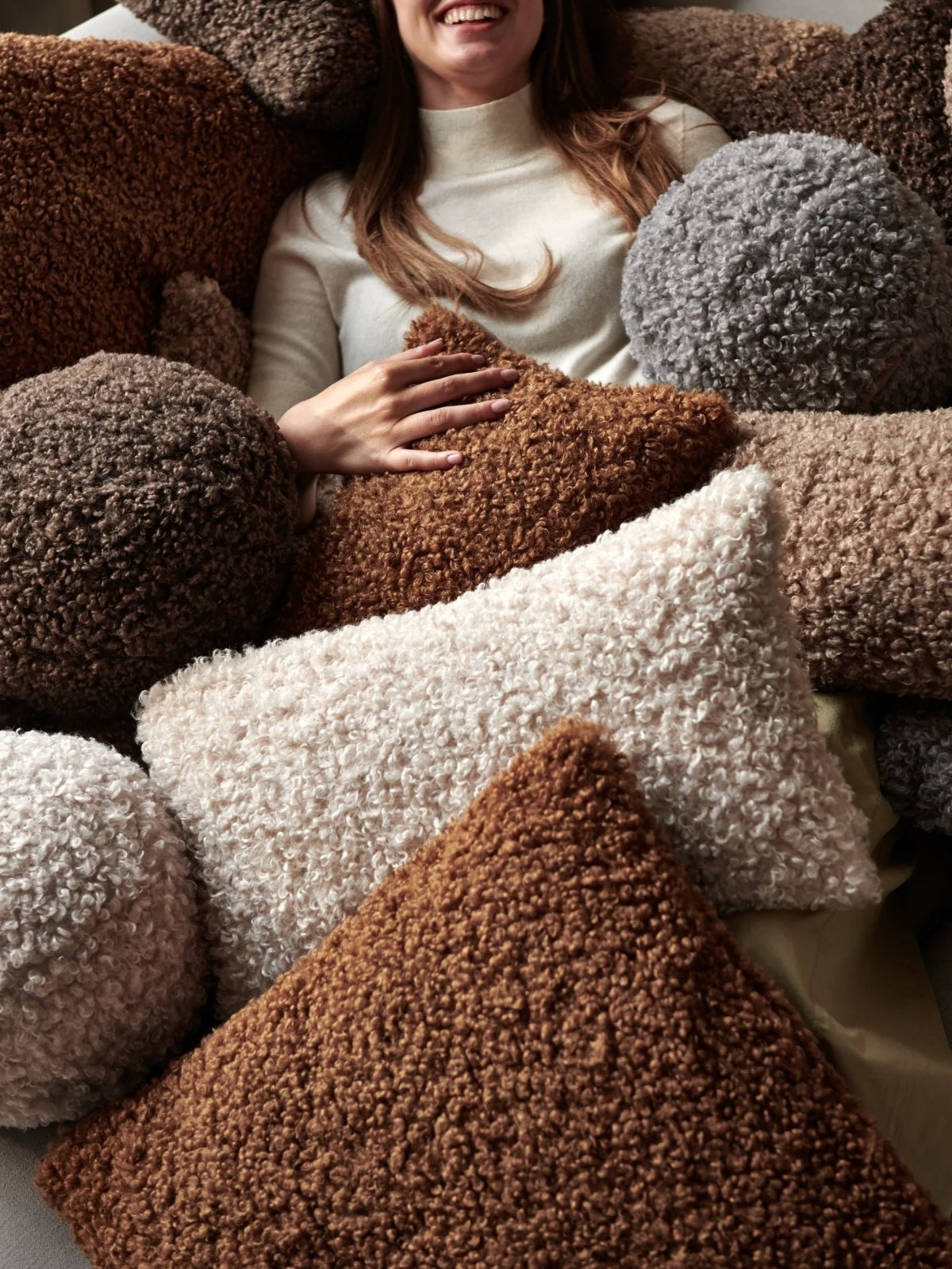 Blomus TEDDY Rundes Kissen espresso Ø26cm - Produktbild 3