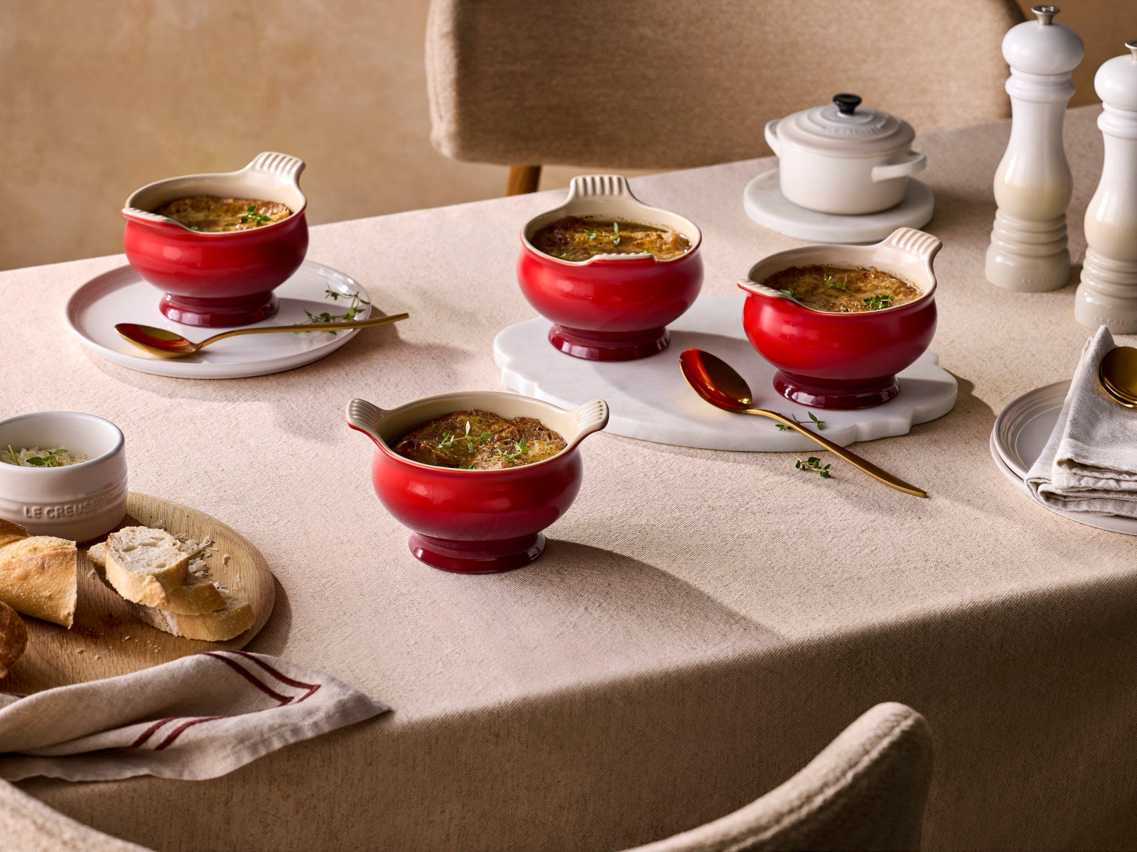Le Creuset Suppenterrine Tradition sea salt 0,6l 2er Set - Produktbild 5