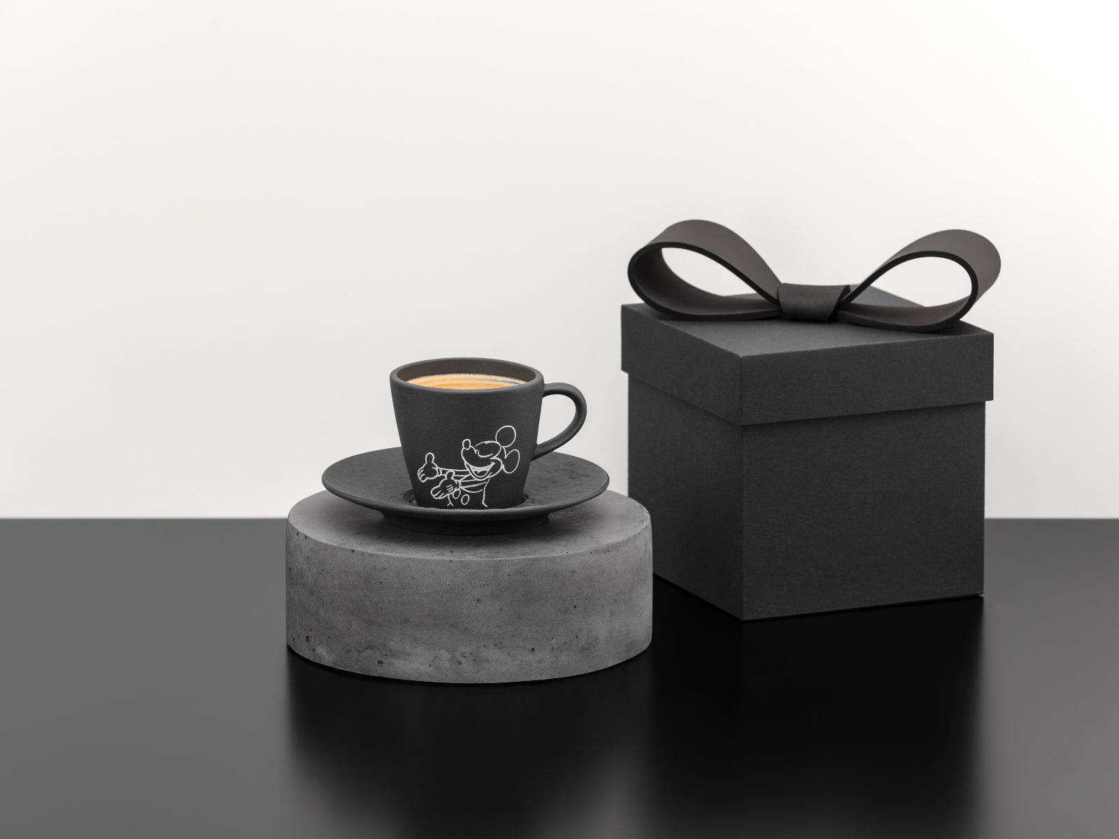 Villeroy & Boch Manufacture Rock - Mickey Mouse Espresso-Untertasse 12cm - Produktbild 2