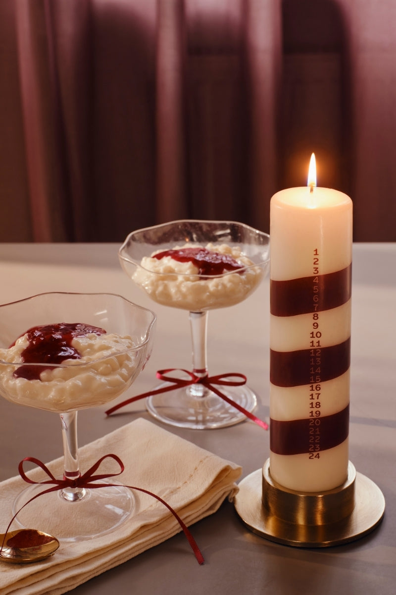 Broste Copenhagen Linea Kalenderlicht off white/burgundy 20cm - Produktbild 2