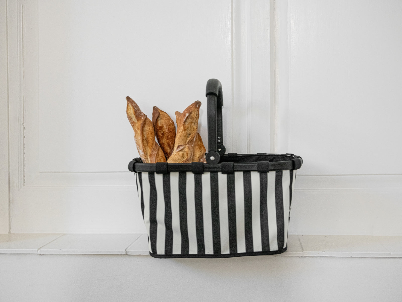 reisenthel carrybag summerstripes black - Produktbild 6