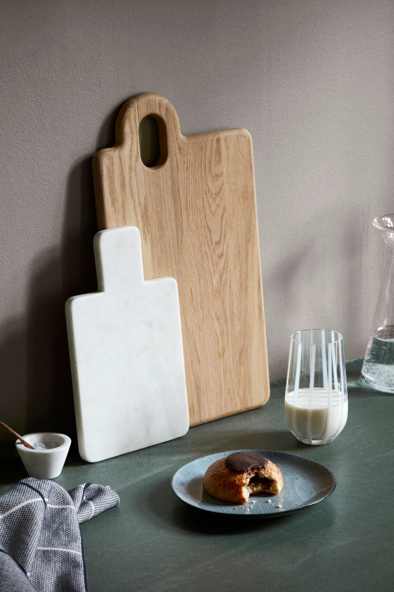 Broste Copenhagen Olina Schneidebrett Eiche geölt 45,5 x 25 cm - Produktbild 3