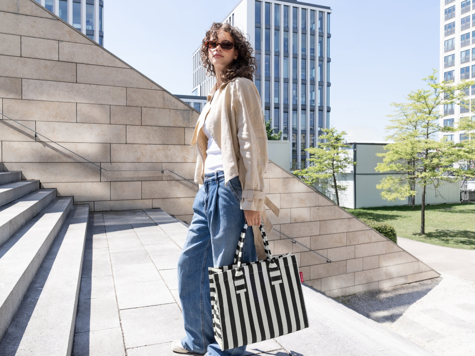 reisenthel daily shopper summerstripes black - Produktbild 5