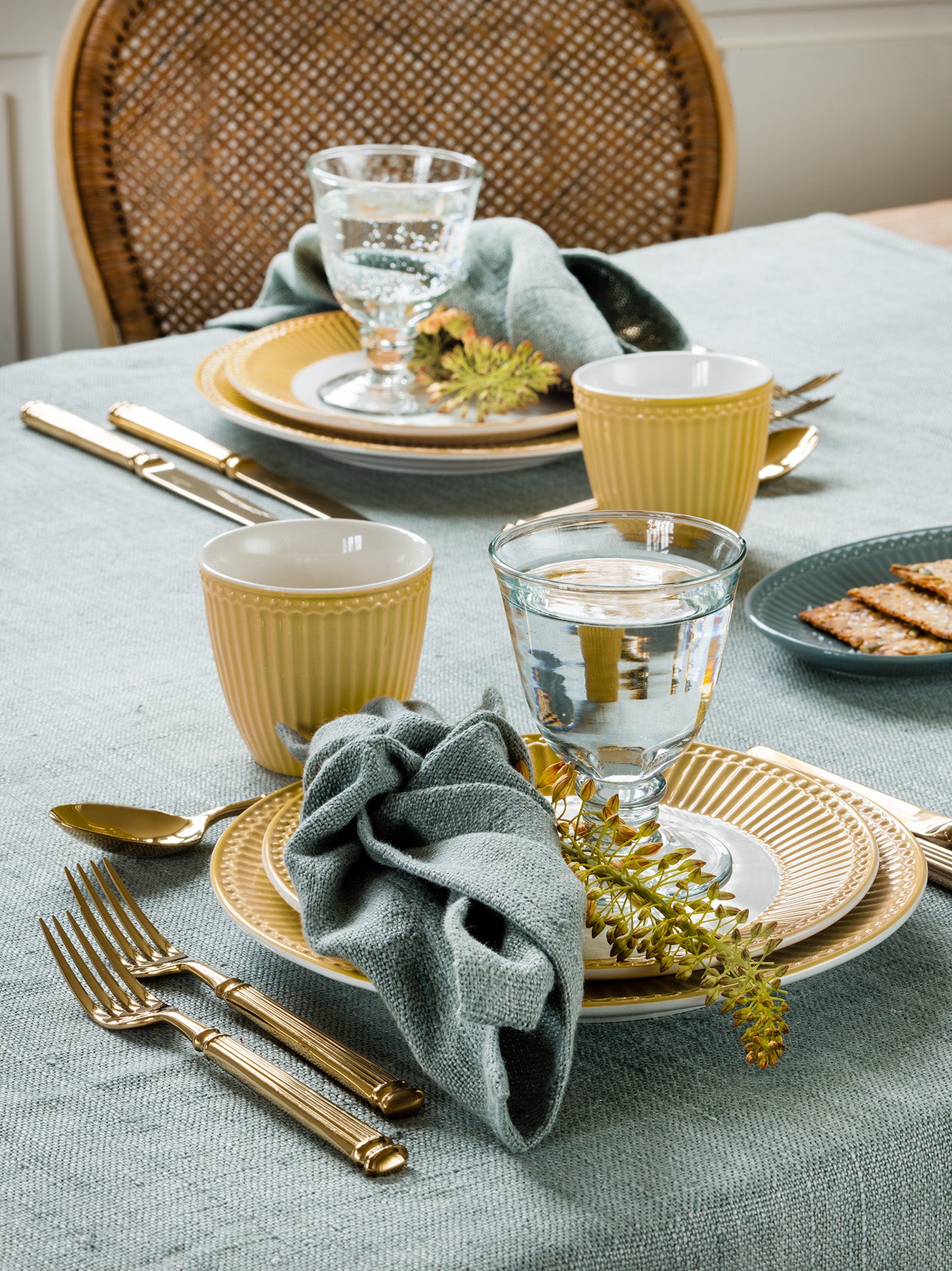 Greengate Alice Frühstücksteller honey mustard 23 cm - Produktbild 10