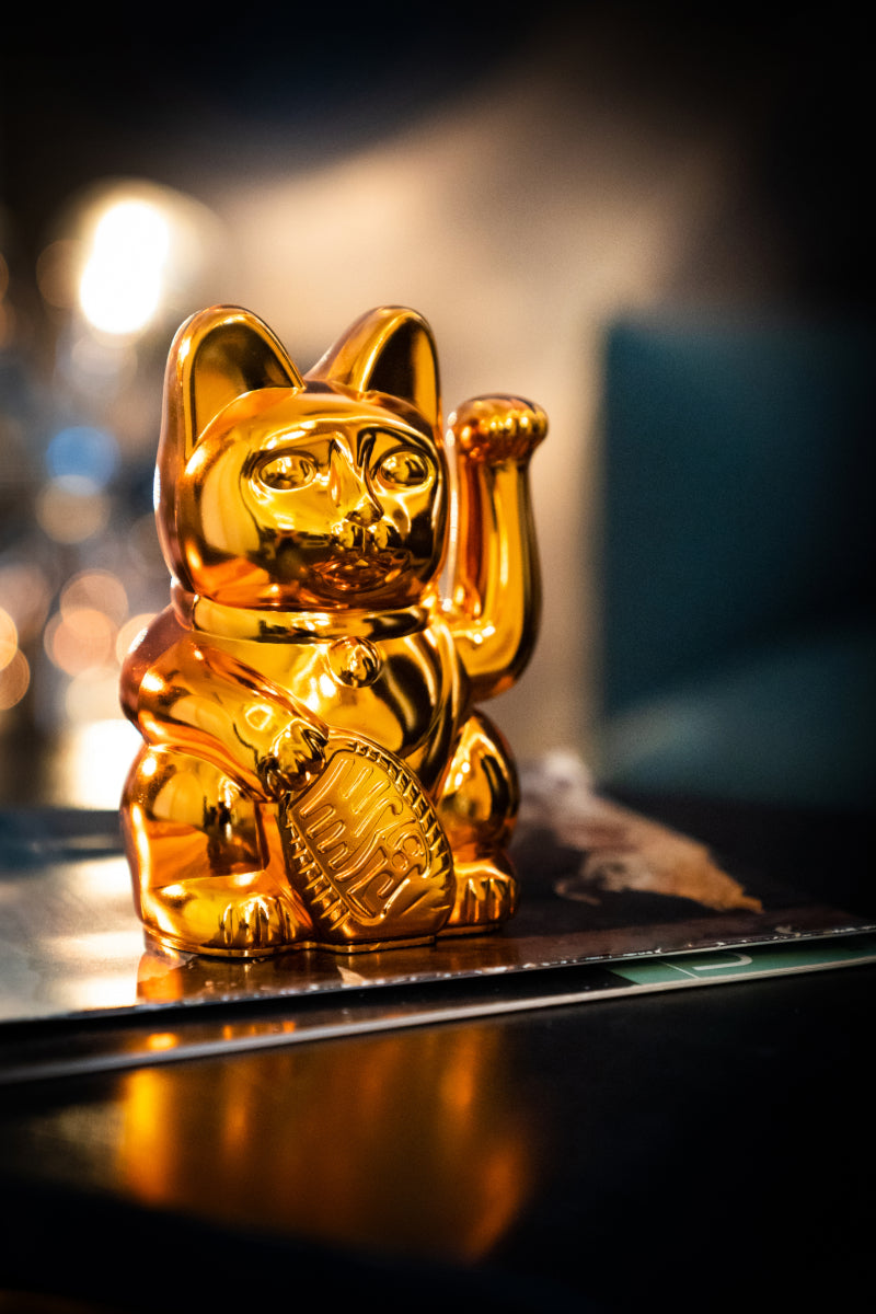 Donkey Products Lucky Cat Cosmic Winkekatze shiny copper 15cm - Produktbild 7