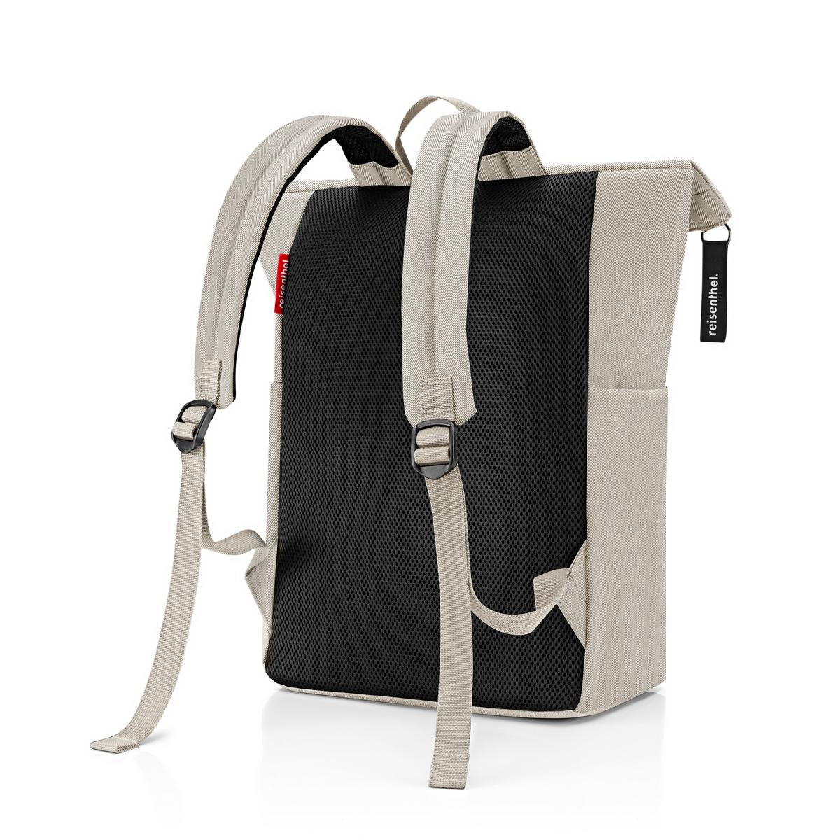 reisenthel rolltop backpack herringbone sand - Produktbild 4