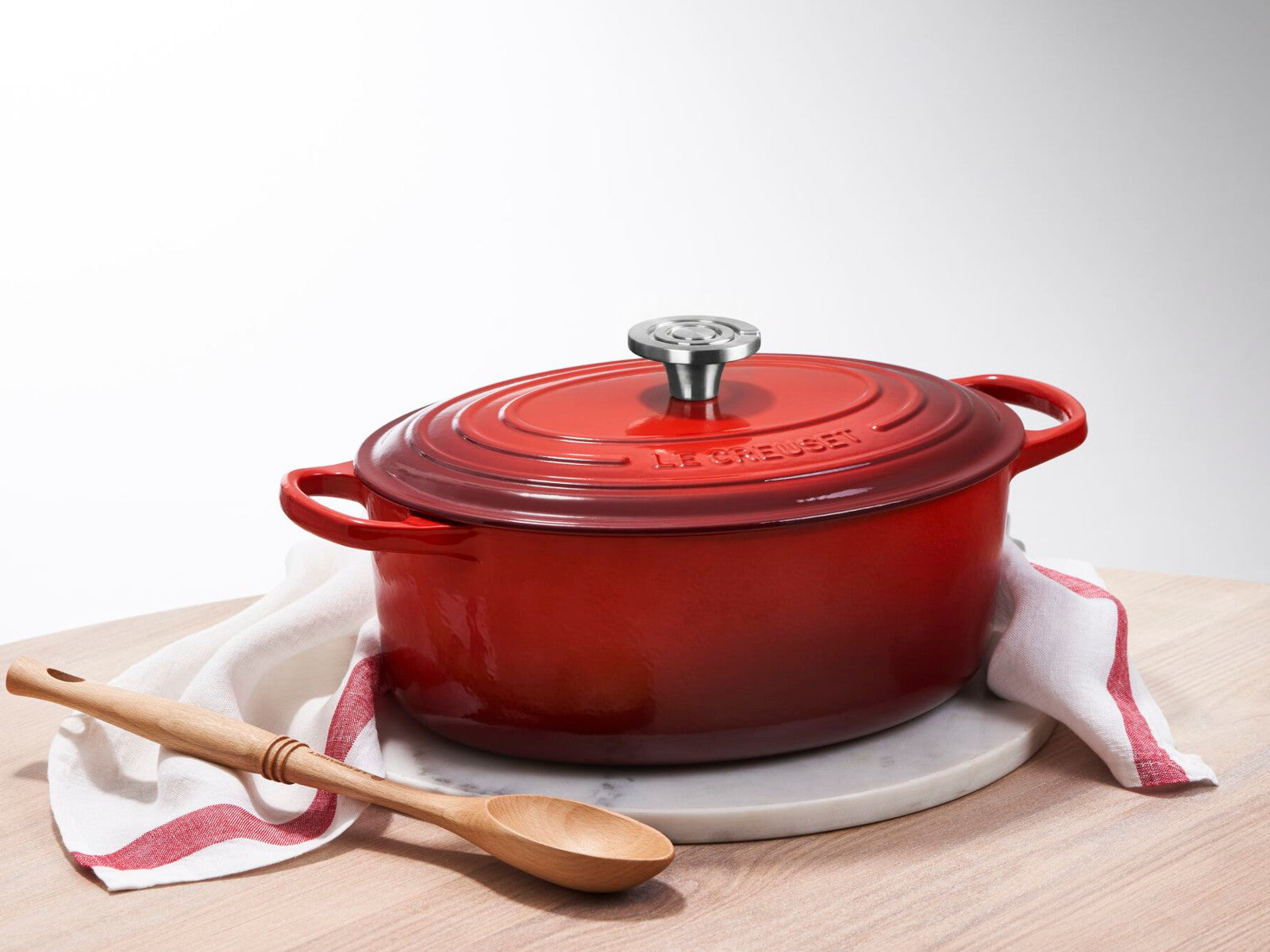 Le Creuset Bräter Signature oval kirschrot 33cm - Produktbild 5