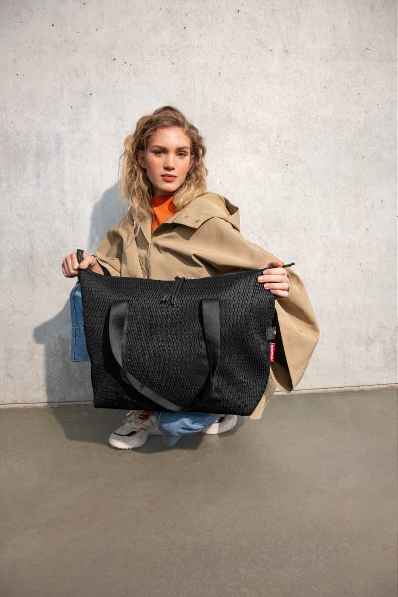 reisenthel extralite weekender M mesh black - Produktbild 4