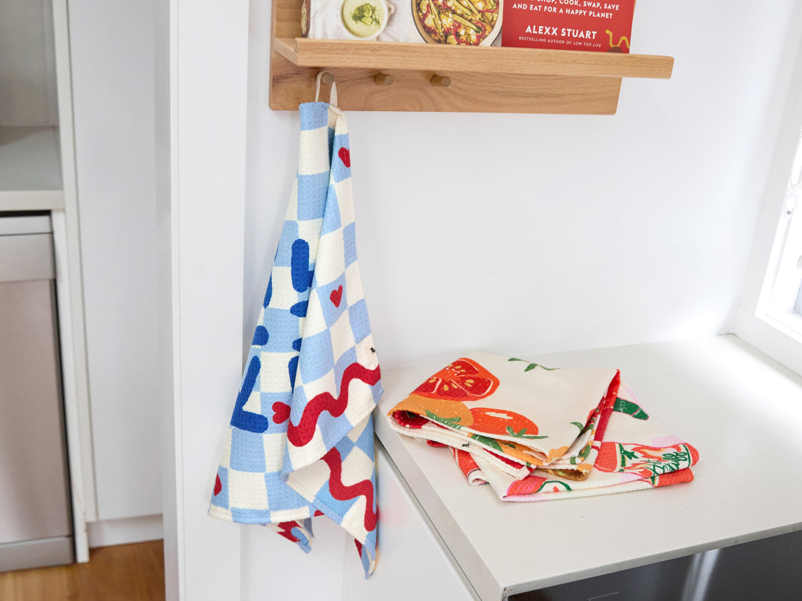 Dock & Bay Geschirrhandtuch Kiss The Cook 75x45cm - Produktbild 5