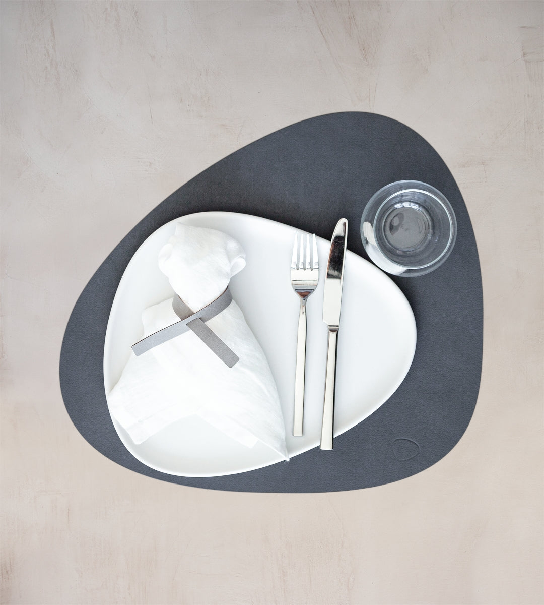 LIND DNA NUPO Tischset Curve L anthrazit 37 x 44 cm - Produktbild 2