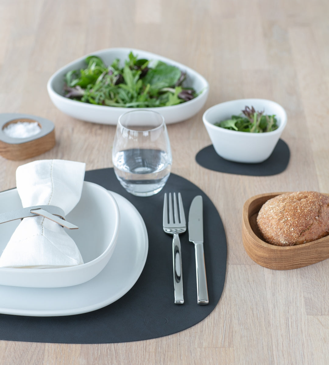 LIND DNA NUPO Tischset Curve L anthrazit 37 x 44 cm - Produktbild 3