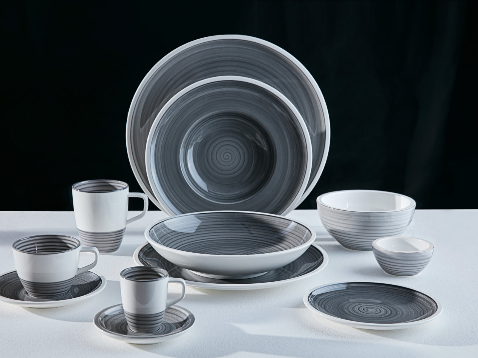 Villeroy & Boch Manufacture gris Kaffeeuntertasse 16 cm - Produktbild 2