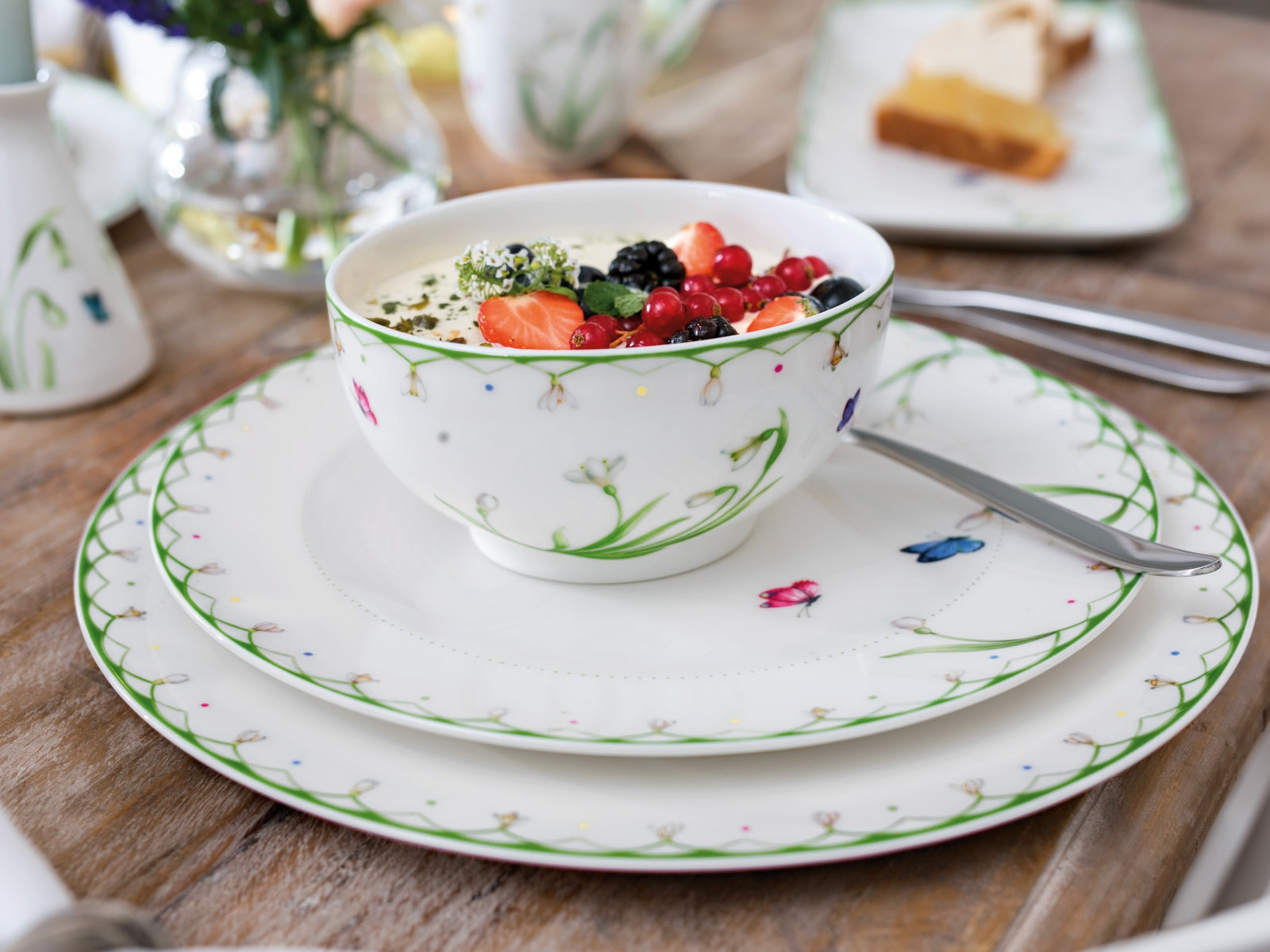 Villeroy & Boch Colourful Spring French-Bol oval 0,75 l - Produktbild 3