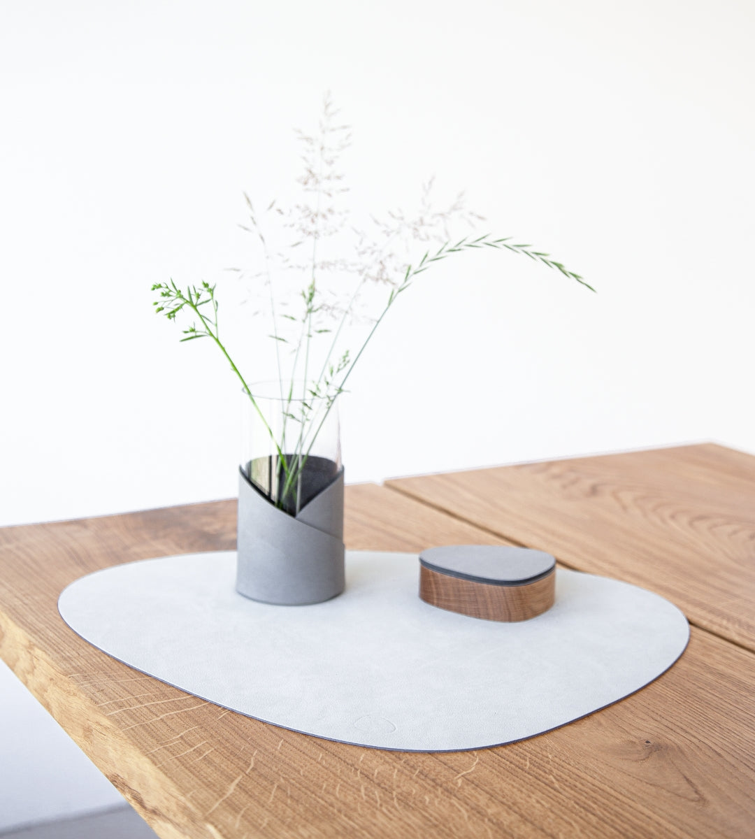 LIND DNA NUPO Tischset Curve L metallic 37 x 44 cm - Produktbild 4