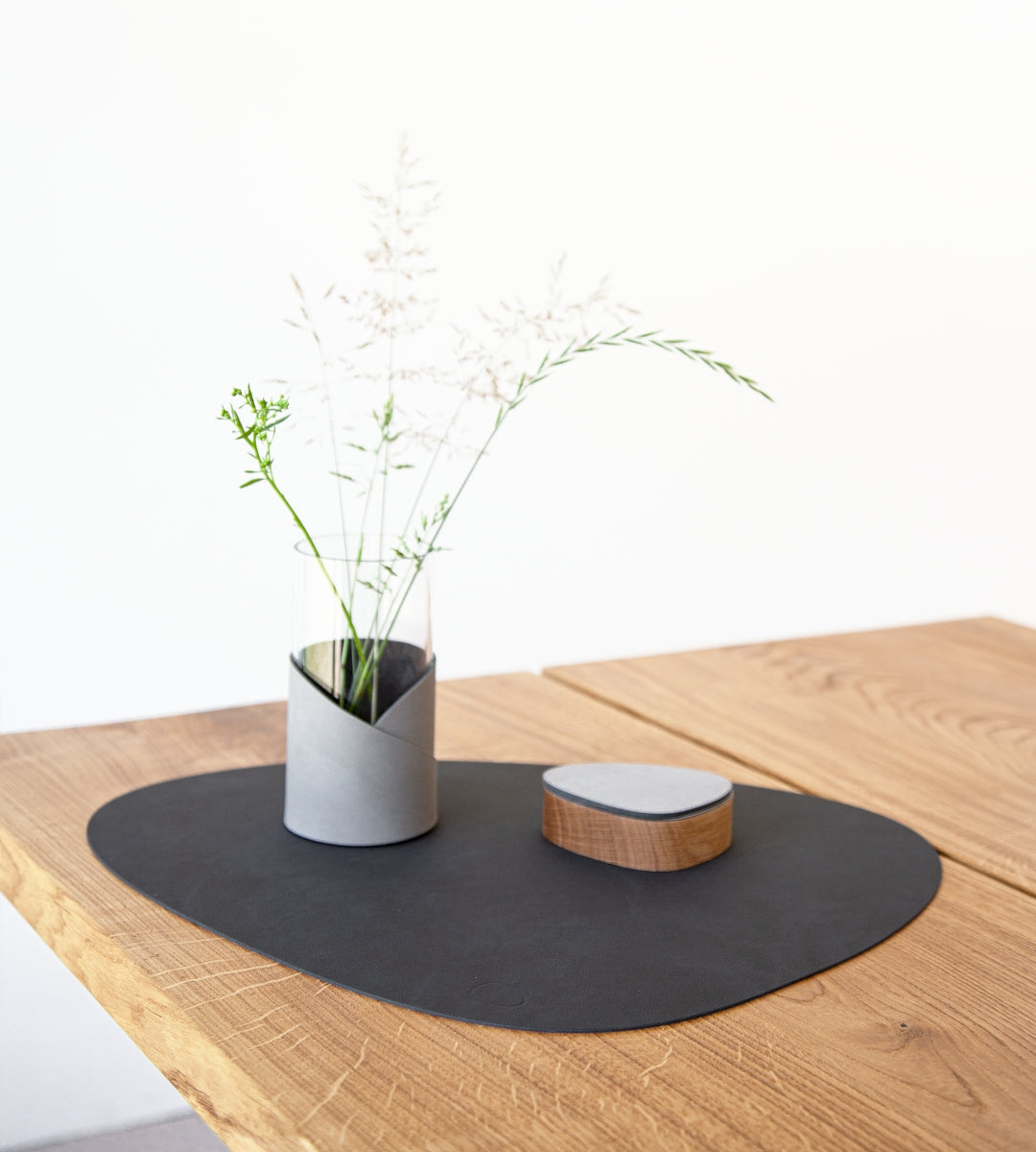 LIND DNA NUPO Tischset Curve L black 37 x 44 cm - Produktbild 3
