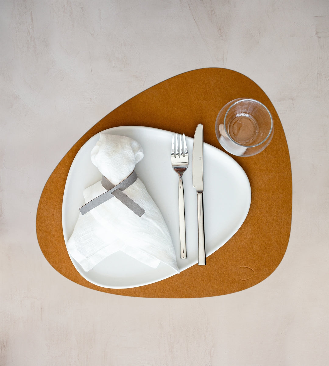 LIND DNA NUPO Tischset Curve L burned curry 37 x 44 cm - Produktbild 2