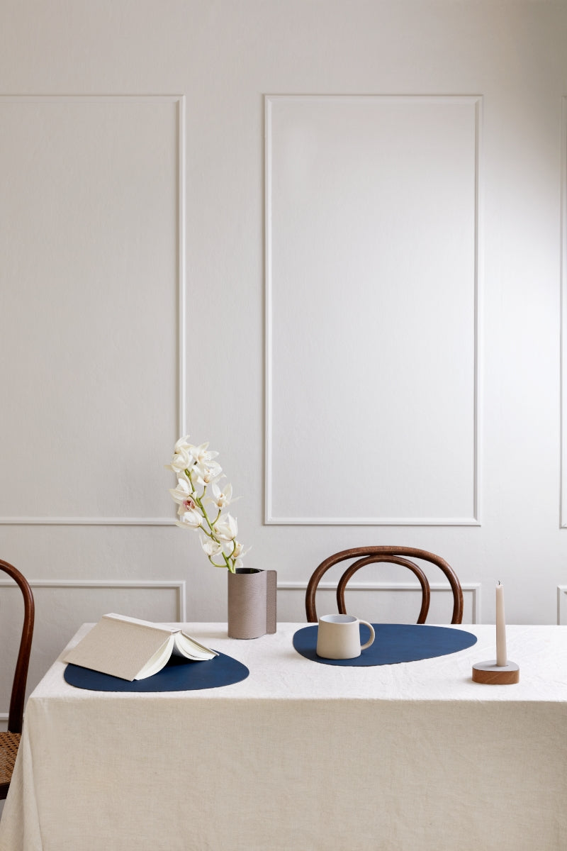 LIND DNA NUPO Tischset Curve L midnight blue 37 x 44 cm - Produktbild 2